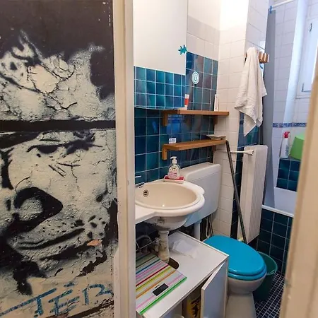 Flat Near Montmartre