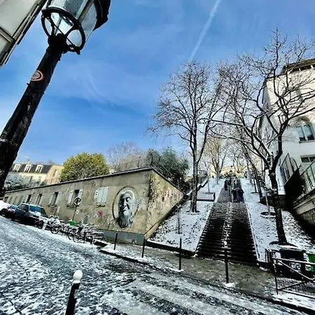 Appartement Flat Near Montmartre
