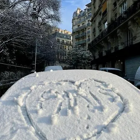 Appartement Flat Near Montmartre
